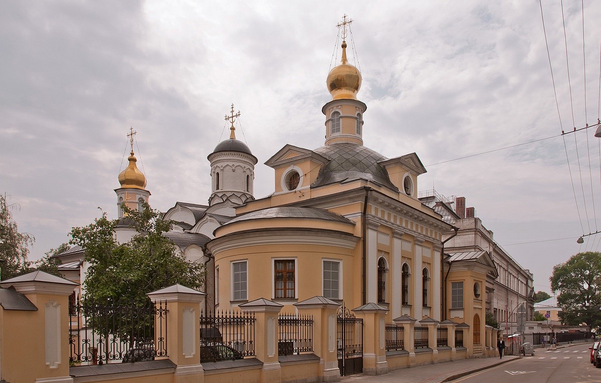 Антипы епископа Пергамского на Колымажном дворе, храм - Центральное  викариатство города Москвы